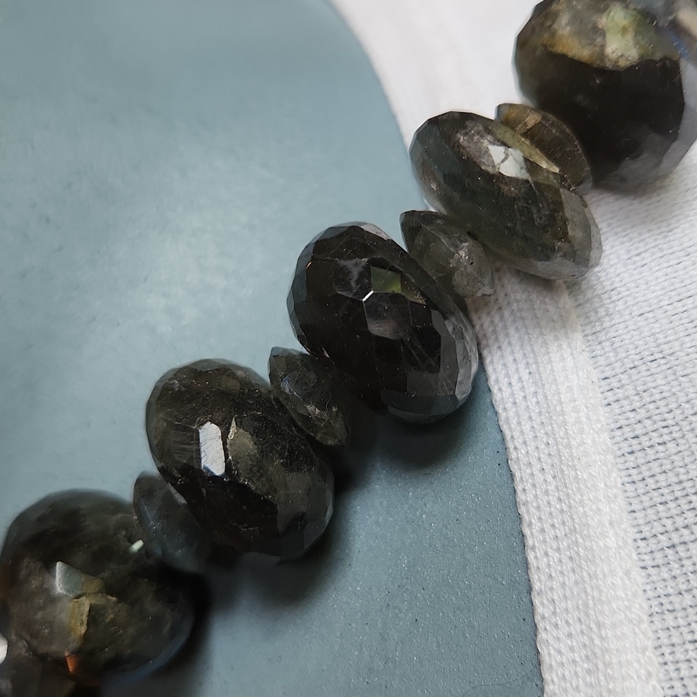 Laboradite faceted rondells firing on all cylinders in 16" of fabulousness. - Picture 3 of 4